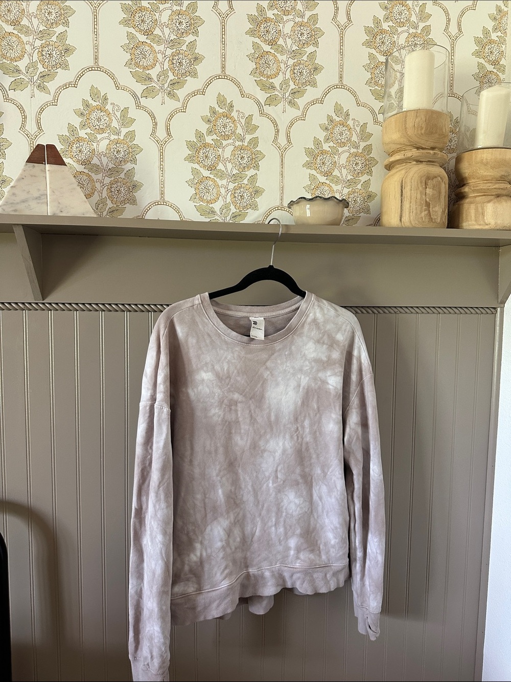 Neutral Tie-Dye Crewneck Sweatshirt